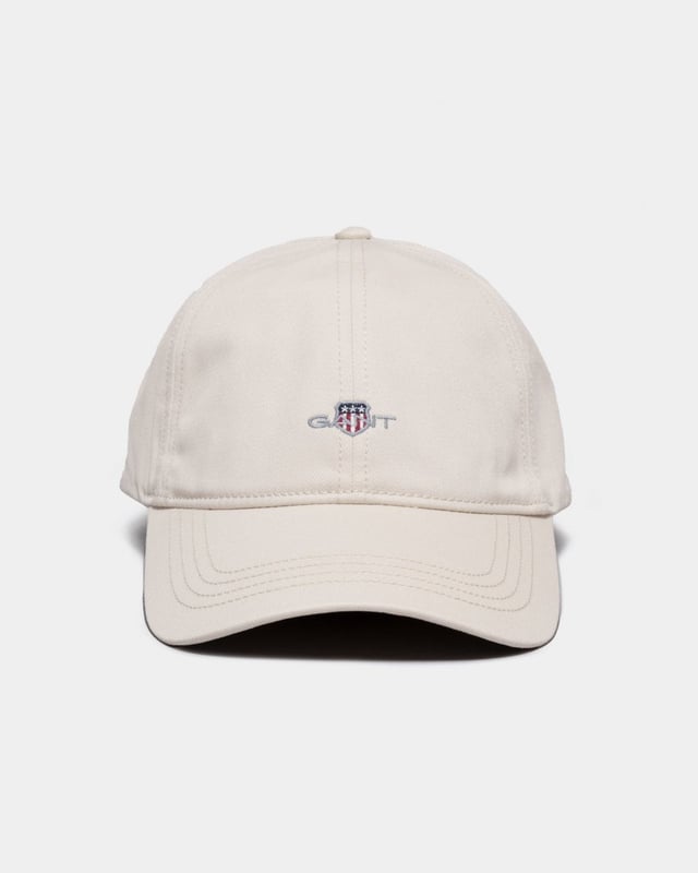 Crafted from cotton in a low-top style, this 6-panel cap features a unisex fit and an adjustable back strap for comfort. Perfect for days on the go, wear it post or pre workout or in casual settings out and about.
Unisex fit  6 panels  GANT graphic embroidered at front  Adjustable strap at back
 
Cotton 100%
 
9900111
 