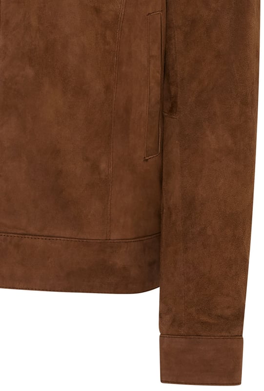 This Men's Retro Harington Biker Jacket is the perfect blend of classic style and modern sophistication. Made from 100% premium goat suede leather, it features a sleek, short-length design and a stylish shirt collar. The YKK zip front and buttoned cuffs allow for a customizable fit, while the biker silhouette adds a touch of edge to any outfit. Ideal for all occasions, this jacket is a must-have addition to any man’s wardrobe, offering both style and comfort.

Crafted from 100% premium goat suede leather
Stylish short-length design with a shirt collar
YKK zip front for secure and smooth closure
Buttoned cuffs for adjustable, tailored fit
Classic biker silhouette for a bold look
Versatile and perfect for casual or formal wear
Durable and comfortable for all-day wear