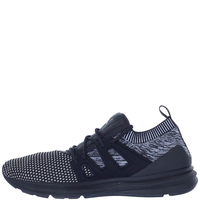 <p> • dentelle, pas de talon </ p> <p> • logo PUMA au dos </ p> <p> • Couleur: Noir </ P>