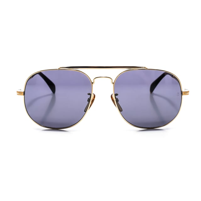 7004S sunglasses with metal frame.

 Shape and design:
 - These David Beckham glasses have a square silhouette.

 Frame Material:
 - The frame of these glasses is made of metal.
 - The use of metal provides durability and lightness to the frame.
 - This makes the glasses durable and comfortable to wear.

 Metal temples:
 - The temples are also made of metal, matching the frame material.
 - The metal on the temples adds strength and stability to the structure of the glasses.

 Brand details:
 - David Beckham branding engraved on the lens.
 - These design elements help to clearly identify the model as part of the David Beckham eyewear collection.

 Glasses:
 - The lenses are of high quality.
 - These lenses provide excellent UV protection and crisp, clear vision.
 Measures: Lens height: 53 mm. Lens width: 60 mm. Bridge: 18 mm. Temples: 150 mm.
 Composition: Metal
 Care:
Use a soft, clean microfiber cloth to clean your sunglasses. This type of cloth will not scratch the lenses.
 Avoid using abrasive cleaning products, detergents, alcohol or acetone, as they can damage lenses and anti-reflective treatments.
