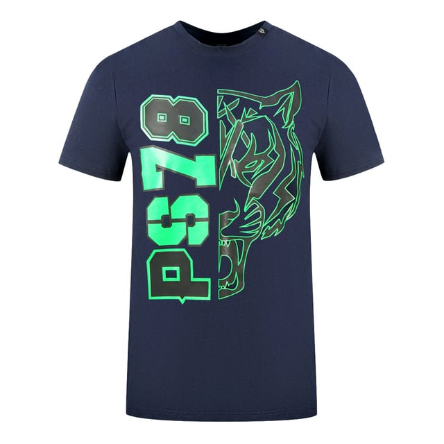 Camiseta Plein Sport PS78 Design Logo Azul Marino. Camiseta Plein Sport PS78 Design Logo azul marino. Luce lo mejor posible con esta camiseta azul marino con logo Plein Sport PS78. La camiseta está confeccionada con orgullo en Italia y presenta un atractivo logotipo en la parte delantera. Esta camisa suave y liviana garantiza un ajuste cómodo y le brinda una apariencia de la que puede estar orgulloso. ¡La manera perfecta de agregar un toque de estilo a tu guardarropa!. Camiseta deportiva azul marino con ajuste elástico, 95 % algodón, 5 % elastano. Logotipo de la marca Plein Sport. Fabricado en Italia, corte ajustado. Código de estilo: TIPS125IT 85