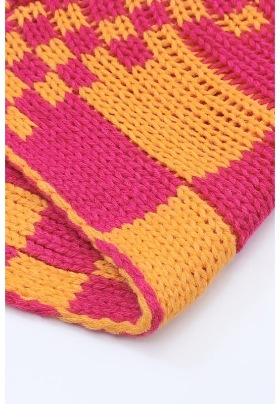 Cozy and chic multicolor cardigan
  Trendy open-front design
  Stylish mixed checkered pattern
  Perfect for upgrading your fall wardrobe
  Adds a modern and sophisticated touch to any outfit
  A must-have for the fashion-forward woman
Material: 100% Acrylic