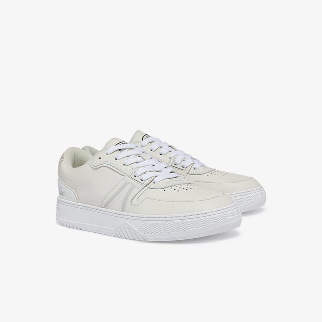 Triangular design on the upper to honour a vintage racket from the 80s • Leather uppers with premium suede accents • Embossed printed crocodile on heel counter • Rubber outsole.