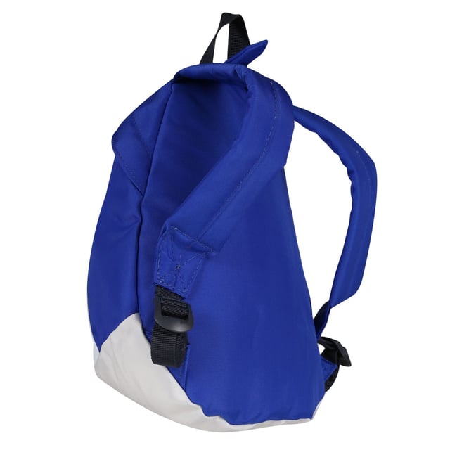 Fabric: Polyester. Length: 30cm. Width: 25.5cm. Depth: 12cm. Fabric Technology: Hardwearing. Design: Shark. Adjustable Strap, Padded Straps. Compartments: 1 Main Compartment. Pockets: 1 Security Pocket.