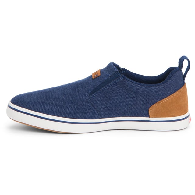 With a breathable, airmesh upper you can wear these fishing or for any boating excursion. These deck shoes not only look and feel great, but also keep you safe and sure-footed, thanks to our signature non-marking, slip-resistant Chevron outsole.