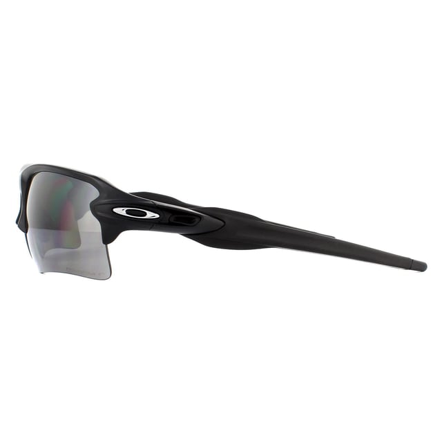 Oakley Zonnebril FLAK 2.0 XL OO9188-96 Mat Zwart PRIZM Zwart Gepolariseerd wordt van hun prestatieverzameling van Oakley genomen met een standaardformaatframe met een verbeterde lensdekking met een diepere lens op het semi-randloze frame dat nog meer grip krijgt dan vorige Incarnaties met de stengels en de neuskussens volledig bedekt met onopvallend dat meer met transpiratie grijpt. De PRIZM-weglens is speciaal ontworpen om uw mening te verbeteren, zodat u obstakels zoals rotsen en sleurt gemakkelijk kunt zien.