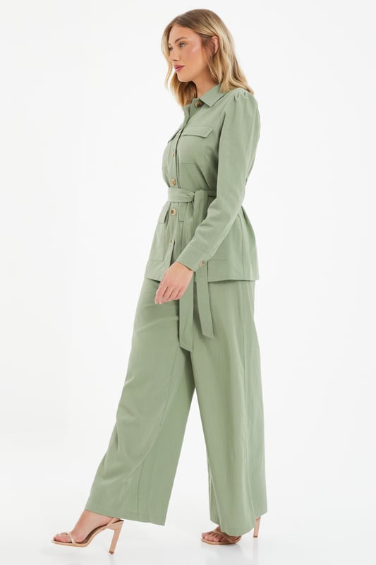 - Linen finish - Palazzo style - High waisted - Model height: 5 9" - Model wears uk 8 / eur 36 / us 4 - Always check the wash care label, cool hand wash with mild detergent