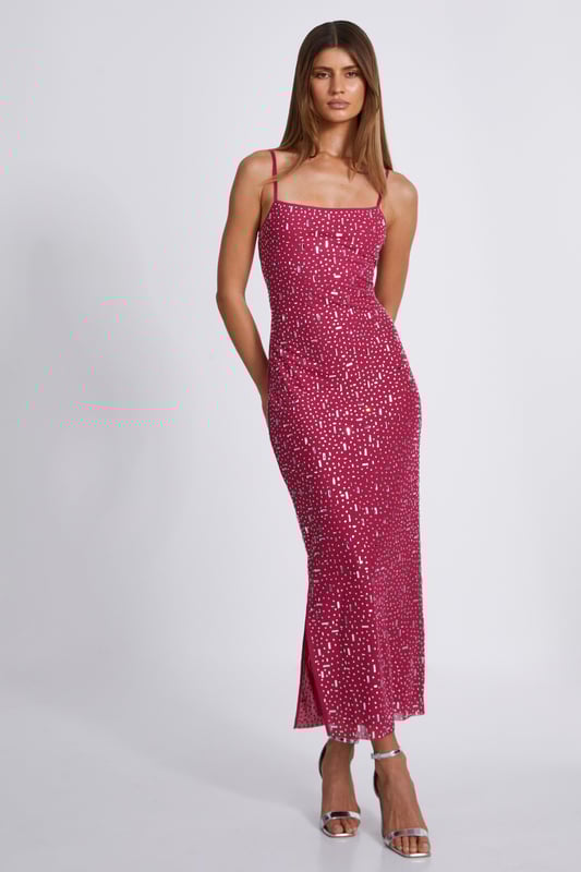- Diamante embellished - Square neckline - Bodycon fit - Cami straps - Model height: 5'9" - Model wears uk 8 / us 4 / eur 36 - Always check the care wash label - Cool hand wash with mild detergent