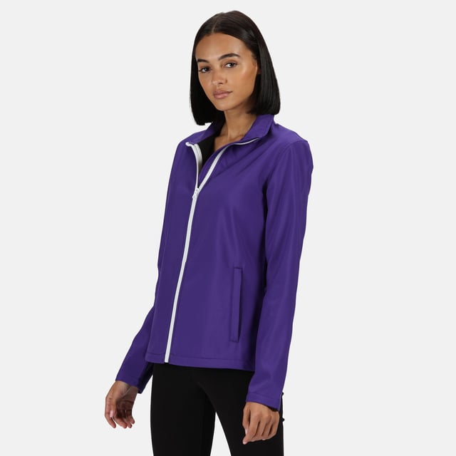 100% Polyester. Warm backed woven softshell jacket. Printable softshell fabric. Wind resistant membrane fabric. Durable water repellent finish. Inner zip guard, 2 lower pockets and adjustable shockcord hem.
