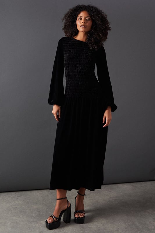 Seraphic | Black Velvet Puff-Sleeve Midi Dress