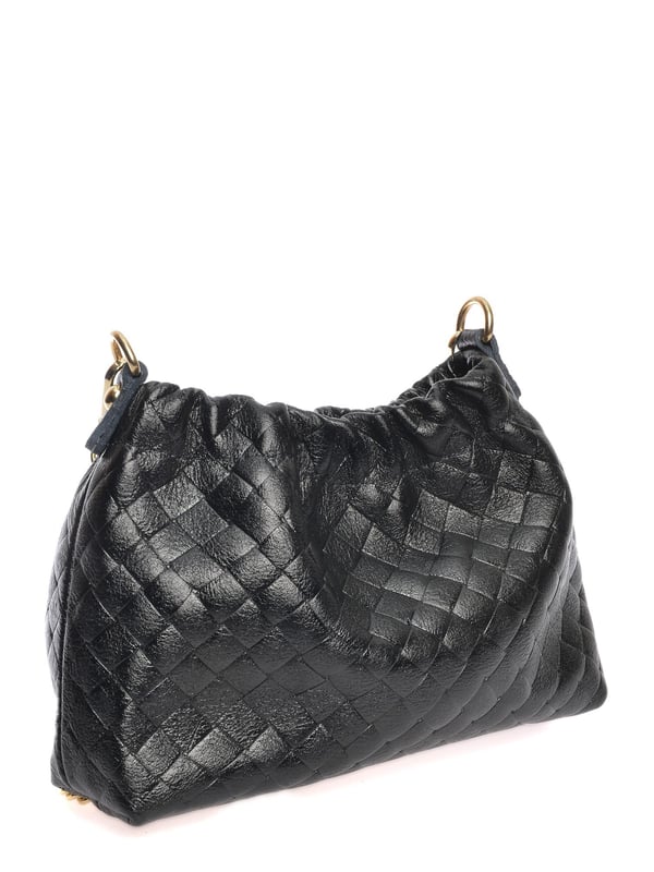 Crossbody tas
100% rundleer
Magnetische sluiting aan de bovenkant
Afmetingen : 14x22x6 cm
Metalen schouderriem 110 cm