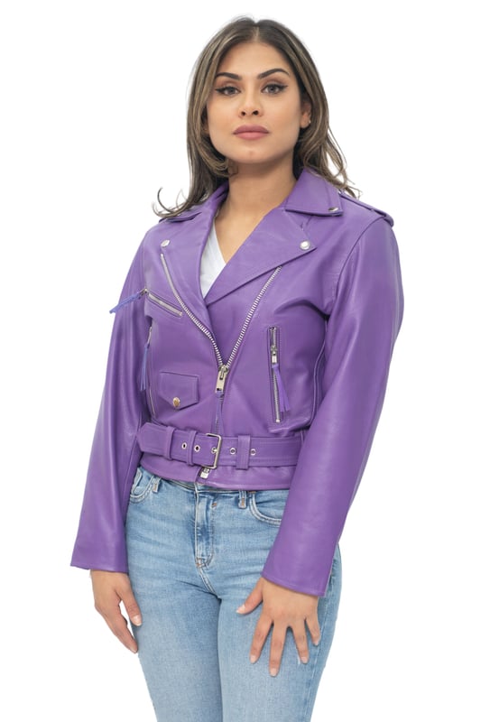 This jacket is imbued with a contemporary look using a zip motif, which in this case completely features in our hand polished silver colour. The double-breasted front is fastened with an angled YKK zip which is tabbed for ease of use, additionally there are zipped pockets positioned on the jacket front to contribute to this fashionable look. For additional storage there is a convenient flap pocket positioned above a stylish waist belt whilst also allowing you to adjust the fit to your taste, with shoulder epaulettes and a wide notched lapel rounding off this elegant style. • Crafted from genuine cow hide • Slim fit and shorter in length • Furnished with an off centred YKK zip fastening and wide notched lapel • Features zipped pockets and cuffs with adjustable waist belt and shoulder epaulettes