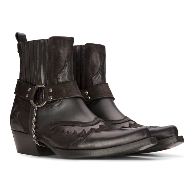 Añade un toque de estilo a cualquier outfit con estas botas vaqueras de piel con tacón sin cordones de Etor. Estas llamativas botas están hechas de piel de vacuno auténtica. Las botas incluyen una plantilla de piel para una comodidad durante todo el día y un tacón de goma de 2 pulgadas para una apariencia imponente. Combinadas con un par de jeans o pantalones de vestir, estas botas son el complemento perfecto para cualquier outfit. Hechas a mano con el mejor cuero para garantizar calidad, comodidad y estilo (¡NO las compares con imitaciones baratas de calidad inferior!)
