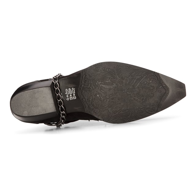 Añade un toque de estilo a cualquier outfit con estas botas vaqueras de piel con tacón sin cordones de Etor. Estas llamativas botas están hechas de piel de vacuno auténtica. Las botas incluyen una plantilla de piel para una comodidad durante todo el día y un tacón de goma de 2 pulgadas para una apariencia imponente. Combinadas con un par de jeans o pantalones de vestir, estas botas son el complemento perfecto para cualquier outfit. Hechas a mano con el mejor cuero para garantizar calidad, comodidad y estilo (¡NO las compares con imitaciones baratas de calidad inferior!)