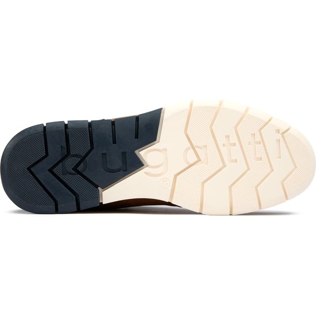 Zapatos casuales cómodos Bugatti para hombre en color tostado, fabricados con material sintético y suela de goma. Incluyen: plantilla acolchada, cuello del talón acolchado, marca Bugatti y suela de goma.