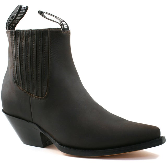This pair of Chelsea boots is made to provide a true and comfortable fit with the introduction of branded pull-on loops and twin side elasticated gussets that feature stitched detailing running up the sides. This boot has a clean and classic look to it featuring a plain leather upper that is abrasion resistant and a comfortable inner leather lining. Complete with a 2.5” heel, this boot is made durable by the addition of welted sole unit that is additionally engraved with the iconic Grinders Bulldog on the underside • Goodyear Welted sole • Shoe upper is crafted from premium leather • Features a comfortable leather lining • Stacked 2.5” leather heels • Leather Soles • Made in Mexico
