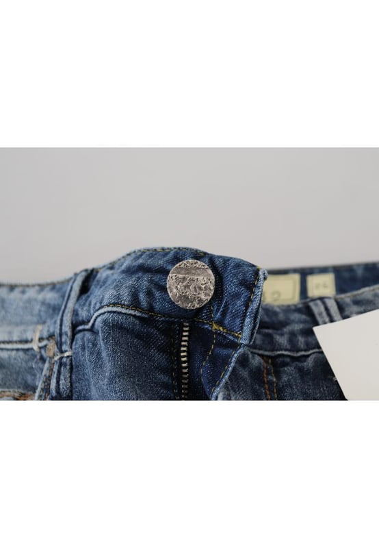 Gorgeous brand new with tags
  100% Authentic ACHT Skinny Jeans
  Color: Blue Washed
  Model: Low Waist Denim Pants
  Zipper closure
  Logo details
  Material: 99% Cotton 1% Elastane