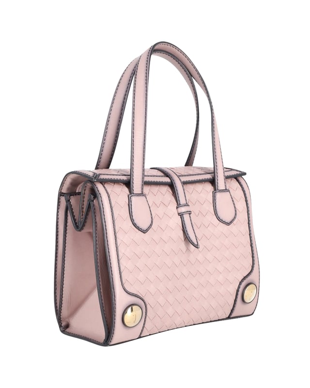 VINTAGE, RRP AS NEW
This smooth and woven calfskin tote bag from Bottega Veneta features an innovative compartment design. The double-handle stems from the top of the bag, making this compact tote easy to carry around. The accordion opening opens up to reveal a full lining with zip and open pockets for organizing essential items. Cop this classic beauty for your next every day or office bag! 
Bottega Veneta Double-Handle Woven Tote Bag in Pink Calfskin Leather
Condition: Very good with dust bag
Sign of wear: Light wear, no visible defects
Material: Calfskin leather 
Color: Pink
Size: 
WIDTH: 100 mm
LENGTH: 250 mm
HEIGHT: 200 mm
SKU: 260543