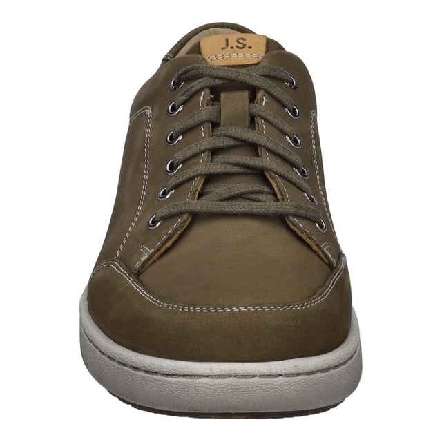 De sneaker is door ons gemaakt van duurzaam nubuckleer. zorgt voor een stevige grip in de schoen. Het David 03-model is uitgerust met een verwisselbaar binnenzool. De Strobel-fabricagemethode, typisch voor sneakers, maakt de schoen bijzonder robuust. Met de H-schoenwijdte is de sneaker David 03 ideaal voor zeer brede voeten. Geniet van uw vrije tijd met onze metgezel.