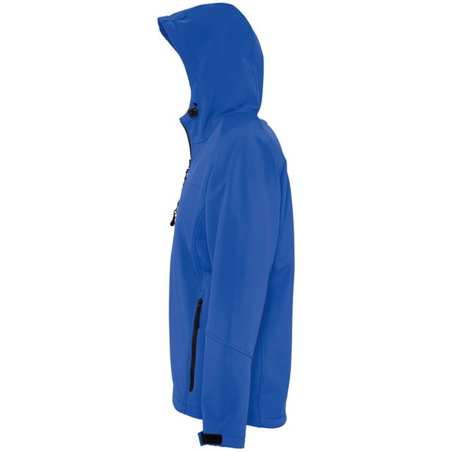 Breathable, windproof and water resistant. Taped neckline. Hood with adjustable drawcord. Collar high full zip with inner storm flap and chin guard. Two front zip pockets and one right chest zip pocket. Tear release adjustable cuffs. Adjustable drawcord at hem. Drop tail. Access for decoration. Material: Stretch soft shell fabric has a 94% polyester/6% elastane outer, membrane and polyester fleece backing. Chest (to fit): XS(35/36), S(36/38), M(38/40), L(41/42), XL(43/44), XXL(45/47), 3XL(47/49).