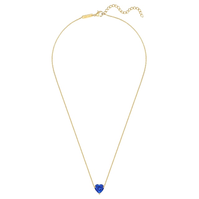 Do you like wearing romantic jewelry or are you looking for a special gift for a loved one? The necklace from the young label EASTSIDE is a sparkling token of love in the form of a heart-shaped faceted zirconia crystal. Worn on a delicate anchor chain, it is a radiant eye-catcher in the décolleté. The chain and setting are made of high-quality IP gold-plated stainless steel - the skin-friendly, easy-care, scratch- and waterproof alternative to fashion jewelry. An extension chain with a practical lobster clasp ensures a high level of comfort and an optimal fit.
