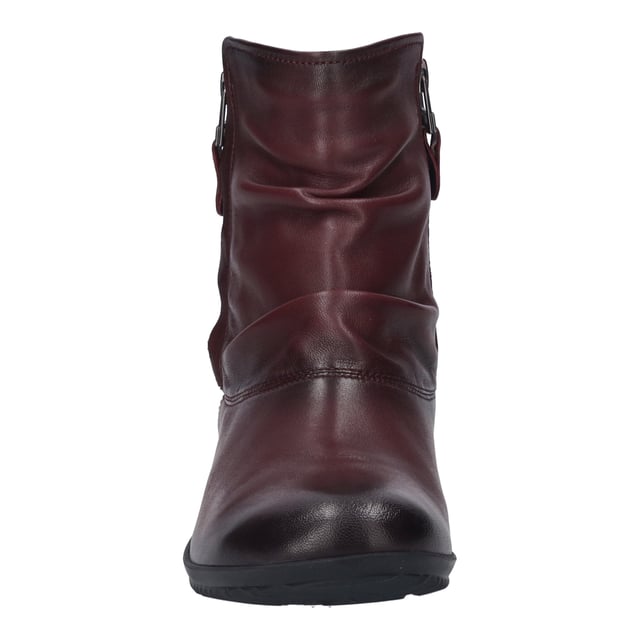 These women's Naly 24 ankle boots are perfect for autumn and winter. The Naly 24 model is easy to slip on thanks to the practical zip. The shoe is warmly lined for cold days. We make these ankle boots from durable nappa leather. The width G makes the Naly 24 ankle boot particularly comfortable for normal feet. This fashionable Naly 24 model gives you the freedom to go your own way.