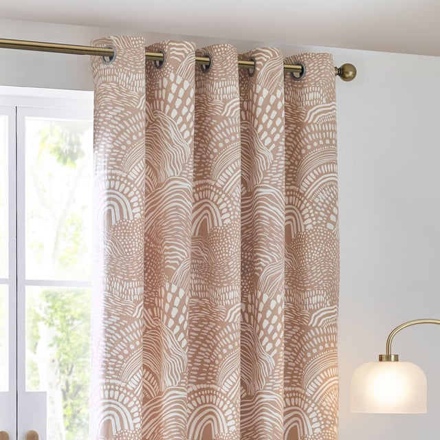 Blending modern neutrals with nature-inspired tones to create an inspiring collection of prints that stand the test of time. Create impact with simple but stylish prints. Nola is a new modern classic. Featuring a unique geometric design inspired by minimalist and abstract art, these printed eyelet curtains are woven using 100% cotton half-panama fabrics and are complete with room-darkening qualities, making them suitable for every type of home.