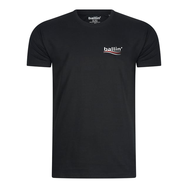 Camiseta de hombre de la marca Ballin Est. 2013. Las camisetas de Ballin Est. 2013 están hechas de algodón 100% orgánico, y tienen un corte regular. El suave algodón proporciona una gran comodidad.  Marca: Ballin Est. 2013Nombre del modelo: Ciaga TeeCategoría: camiseta de hombreMateriales: algodón orgánicoColor: negro