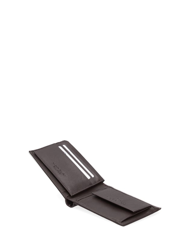 Cartera de hombre. El cierre está ausente. Los bolsillos internos son tarjeteros. Los bolsillos externos están ausentes. Falta la correa para el hombro. Falta el mango. Hay un compartimento interno. El material exterior es 100% Piel Auténtica. Internamente no está forrado. Medidas: 12x9,5x2 cm. Producto de moda