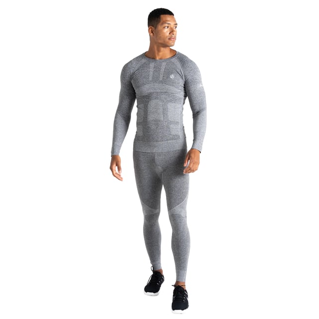Material: 68% Polyester, 26% Polyamide, 6% Elastane . Fabric: Soft Touch. Design: Plain. Fabric Technology: Antibacterial, Moisture Wicking, Odour Control, Q-Wic Plus, Quick Dry, SeamSmart Technology, Stretch, Thermal, Ventilated. Seamless. Fit: Bodymap. Packaging: Boxed.