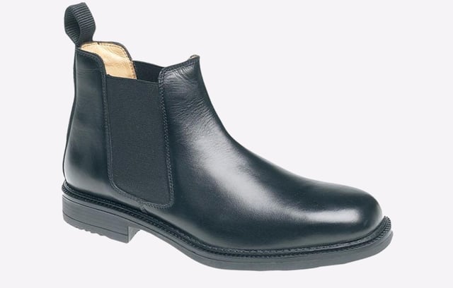 A classic wardrobe staple, Roamers present these Palermo men's chelsea boots, delivered in a premium leather upper in a crisp black colourway with a durable rubber outsole.- Leather upper
- Padded footbed
- Fuller fitting design
- Heel tab
- Twin gussets for slip on wear
- Flexi TR Sole