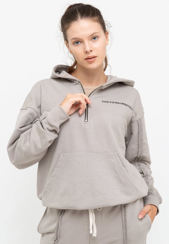 Tom Barron Dames trainingspak met kwart rits en logo in oversize