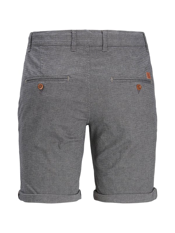 Klassieke chino shorts met riemlussen, paspelzakken op de achterkant en steekzakken in een tijdloze look.