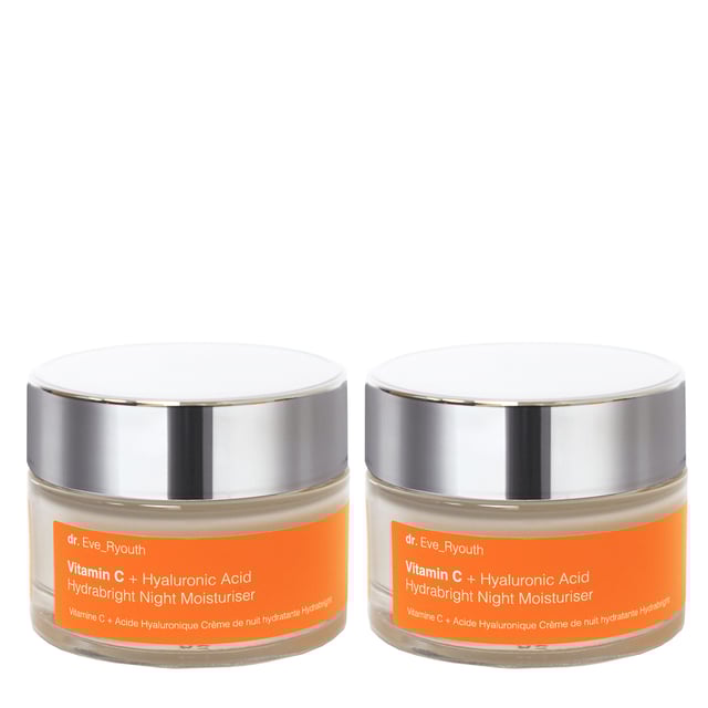 Hydrabright nachtcrème bevat een van de beste vormen van vitamine C - L-ascorbinezuur, dit gecombineerd met hydratatieverhogend hyaluronzuur heeft tot doel een ongelijkmatige teint op te helderen en de vermoeide, uitgedroogd ogende huid weer voller te maken.