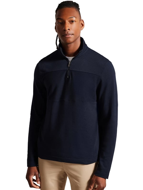 Experimenta un estilo sin esfuerzo con la Sudadera de Media Cremallera Gazine de Ted Baker. Hecha de una lujosa mezcla de algodón y con cuello alto, media cremallera y paneles texturizados sutiles, esta pieza es perfecta tanto para noches en casa como para salir. El suave algodón garantiza la máxima comodidad en días relajados, mientras que la cremallera y las mangas largas añaden un toque de refinamiento. Acepta este elegante y versátil suéter como una pieza básica en tu rotación diariaTed Size 1 = XS, 2 = S, 3 = M, 4 = L, 5 = XL, 6 = 2XL, 7 = 3XL