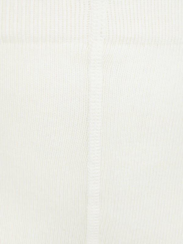Presenting the exclusive Baby Girls  Navy Branded Tights in , the perfect addition to your little girl's collection. An embodiment of Italian finesse and comfort, tailor-made for . Italian Craftsmanship: Expertly made by Monnalisa in Italy, promising unparalleled quality and durability.  Chic Graphics: Boasting a charming print that elevates this item to a fashion statement.  Ultimate Comfort: Fabricated with premium materials ensuring the utmost comfort for your girl's daily escapades.  Upgrade your princess's wardrobe with these sleek Baby Girls  Navy Branded Tights! Make her the trendsetter she‚s meant to be. Order now!