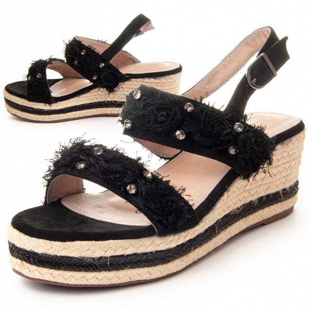 Damen-Espadrille-Wedges. Bequeme Passform. Gepolsterte Innensohle. Rutschfeste Sohle. Verstärkte Nähte. Von anderen Marken für unsere Marke hergestellt. Ungefähre Maße: 8 cm Absatz und 3 cm Plattform.