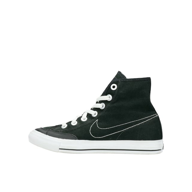Nike plimsolls outlet