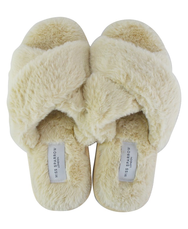 Stylish hotsell house slippers