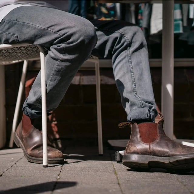 Boots from the Classic 500 series are the original styles that evolved in design, technology, and materials all while keeping the quality high. Features include premium materials, side stretch panels, front and back pull tabs, and a removable footbed. Complete with signature branding.