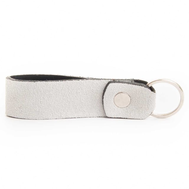 10 years of pure warranty. Manufactured in Spain. 100% natural leather. Reinforced sewing. Artisanal tradition.