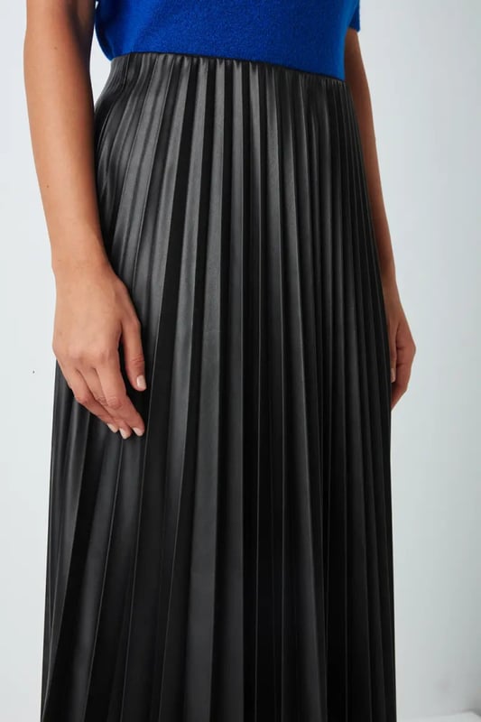 Faux Leather Pleated Skirt in Black