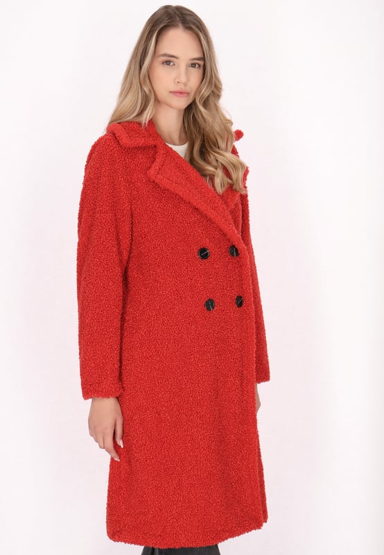 Ein strukturierter Mantel mit mittellangem Schnitt, Reverskragen und zweireihigem Knopfverschluss vorne. Erleben Sie die gemütliche Eleganz des weichen Stoffes. Lange Ärmel und Innenfutter machen dieses Stück ideal für kühleres Wetter. Verleihen Sie Ihrer Oberbekleidungskollektion mit diesem stilvollen Mantel, der für die moderne junge Frau entworfen wurde, eine lässige und doch schicke Note.  Kaminsims