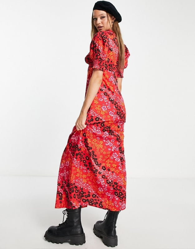 Dresses by Influence The kind of dress that deserves attention V-neck Short sleeves Lace trims Regular fitSold By: Asos