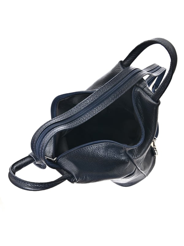 Ryggsäck
100% nötkött läder
Dragkedja
Innerficka med dragkedja
Bakficka med dragkedja
Mått (L): 22x42x14 cm
Handtag: 20 cm ej justerbart
Axelrem: 2x80 cm justerbar