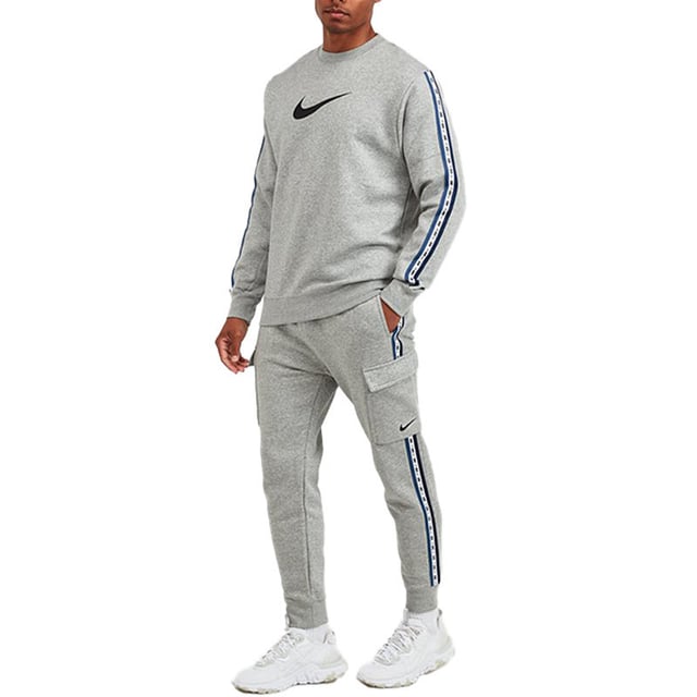Nike tracksuit sweatshirt discount