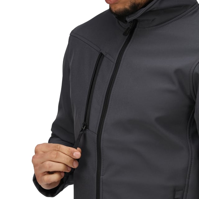 Regatta arcola discount softshell jacket