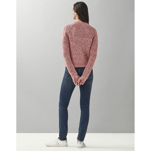 Say hello to our riley jumper. In a mottled hue with accent stitching at the sides, this jumper is stylish, relaxed and cute. It’s the perfect layer to go with all your wardrobe favourites.