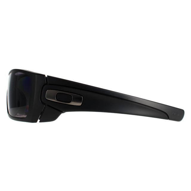 OAKLEY SHIELD Men MATTE BLACK Grey Grey Polarised Batwolf Batwolf Gafas de sol Oakley Batwolf con una única lente de barrido e iconos intercambiables Estas monturas duraderas y ligeras resistentes a la tensión ofrecen una excelente protección ocular con su geometría de montura empaquetada para caras medianas a grandes.