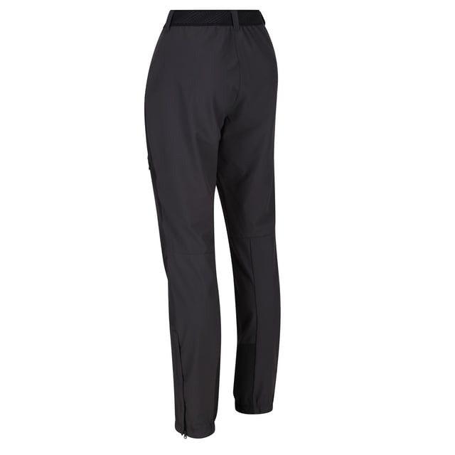 90% Polyamide, 10% Elastaan. Stof: Elastaan, Polyester, Stretch, Geweven. Ontwerp: Rooster, Tweekleurig. Pasvorm: Ergonomisch. Slijtvast, Gelede Knieën, Sneldrogend, Stretchpanelen, Waterafstotend, Weerbestendig, Zipszoom enkels. Stoftechnologie: Cordura, Duurzaam, DWR Afwerking, Isoflex. Zakken: 3 Zakken met rits. Waistline: Deel Elastiek. Stijging: Hoogbouw.
